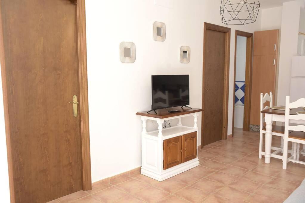Apartamento Elena - Solo Familias Y Parejas Conil De La Frontera Buitenkant foto