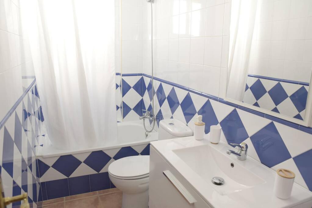 Apartamento Elena - Solo Familias Y Parejas Conil De La Frontera Buitenkant foto